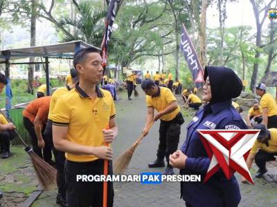 bentuk dukungan terhadap instruksi Presiden Republik Indonesia