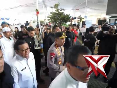 Kapolri pastikan ke amankan Misa malam Natal aman. - PoliceTube