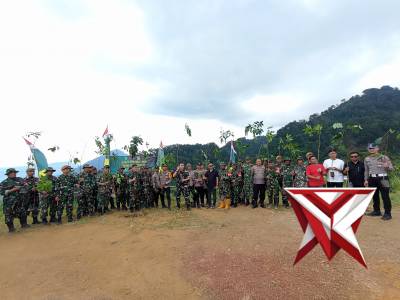 Kapolsek Citeureup Menghadiri Kegiatan Penanaman Pohon di Bojong Koneng - PoliceTube