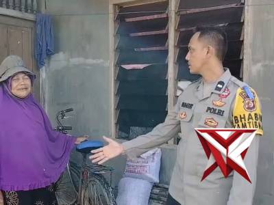 Sambang Warga Desa Binaan - PoliceTube