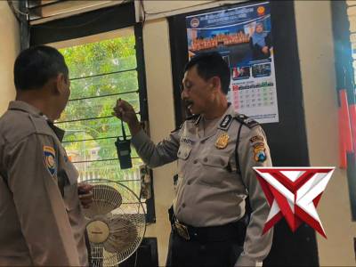 Serah terima piket penjagaan - PoliceTube