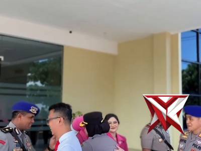 Upacara serah terima jabatan - PoliceTube