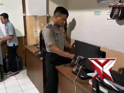Kurve Polresta Banyuwangi Dukung Gerakan Nasional Indonesia ASRI - PoliceTube
