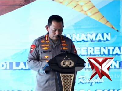 KUNJUNGAN KETUA UMUM BESERTA KETUA BHAYANGKARI DAERAH DI P2L BHAYANGKARI SATBRIMOB POLDA SULTENG - PoliceTube