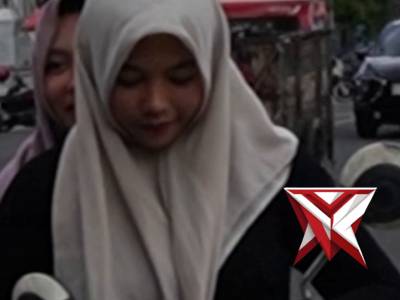 Anggota Lantas memberikan Himbauan krpafa Masyarakat tentang tata tertib Lalili Lintas - PoliceTube