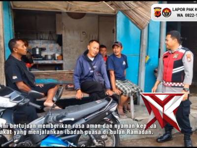 Polsek Nagreg melaksanakan patroli sore hari di wilayah hukumnya, pada sore hari - PoliceTube