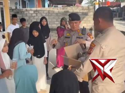 kegiatan sat samapta berbagi takjil - PoliceTube