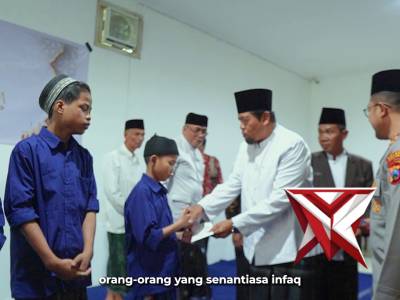 Kapolres Mojokerto Pimpin Berbagi Takjil dan Buka Bersama Tokoh Agama dan Masyarakat - PoliceTube