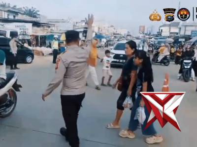 Gatur Lalin Polsek Ukui