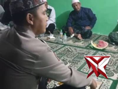 Kanit Bimas Polsek Belinyu Menghadiri Tabligh Akbar di Kelurahan Air Asam Belinyu - PoliceTube