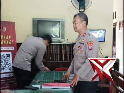 POLSEK TEMPURSARI LAKSANAKAN PROGRAM INDONESIA ASRI - PoliceTube