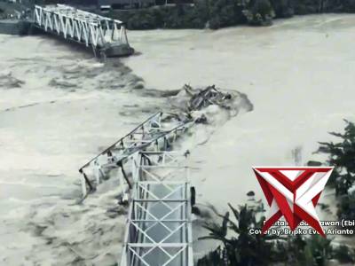 Bhayangkara Polri ikut merasakan dukacita mendalam atas tragedi Banjir dan Longsor - PoliceTube