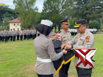 UPACARA LAPORAN KENAIKAN PANGKAT PENGEBDIAN