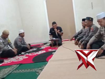 *Kegiatan Doa Bersama di Musholla al ikhlas Polsek Pandaan dg tujuan di jauhkan Balak Bencana yang d