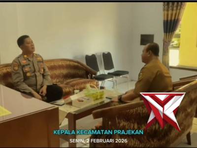Kapolsek Prajekan menerima kunjungan camat baru untuk perkenalan, koordinasi dan bangun sinergitas - PoliceTube