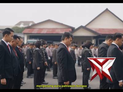 Upacara Peringatan Hari Pahlawan Polres Kediri, Momentum Meneladani Semangat Pengabdian - PoliceTube