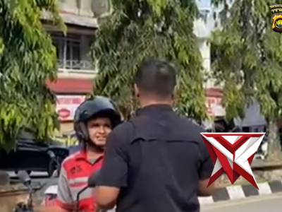Wujudkan Kedekatan dengan Masyarakat, Satresnarkoba Polres Kerinci Bagikan Takjil di Pos Lantas - PoliceTube