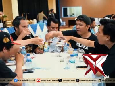 Kapolda Buka bersama Awak media - PoliceTube