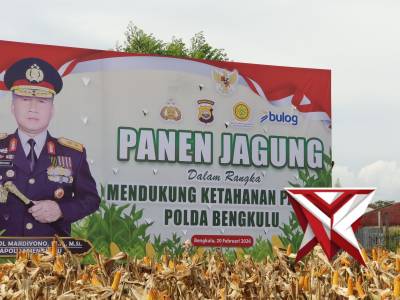Kapolda Bengkulu Pimpin Panen dan Penanaman Jagung Serentak Dukung Ketahanan Pangan 2026 - PoliceTube