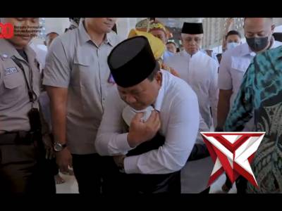 BERSATU WUJUDKAN KEMAJUAN - PoliceTube