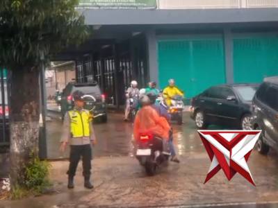 Poros Pagi di Depan SD NU Kepanjen