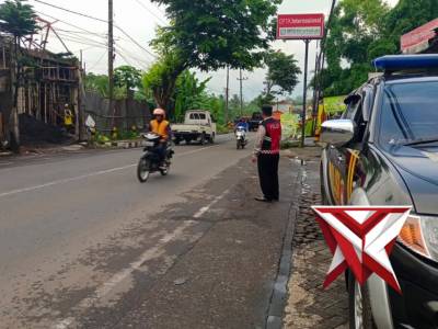 Patroli Siang - PoliceTube