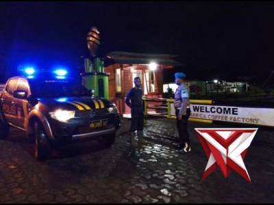 Hadir di Malam Hari, Patroli Blue Light Polsek Sempol - PoliceTube