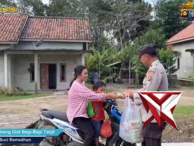 Berbagi Kebahagiaan di Bulan Ramadhan - PoliceTube