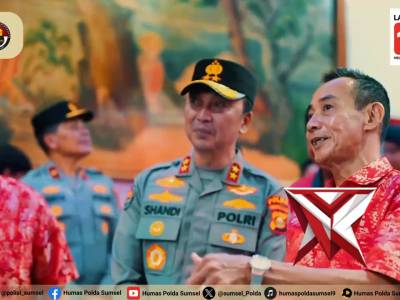 KAPOLDA SUMSEL TINJAU KEAMANAN TEMPAT IBADAH IMLEK 2577 KONGZILI DI PALEMBANG