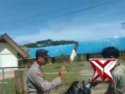 Melaksanakan sambang warga - PoliceTube