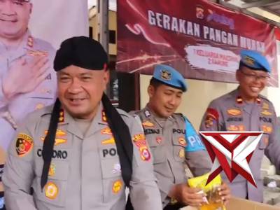Kapolres serang Keseruan Ngariung Aman Bersama Masyarakat dan Ema Ema di depan Pasar Pontang