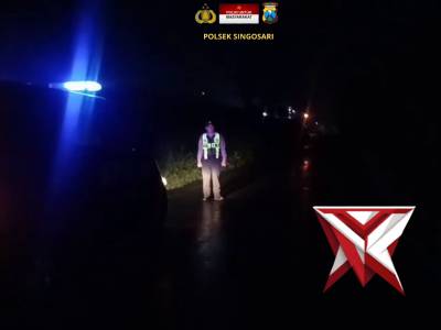 Patorli malam Polsek singosari