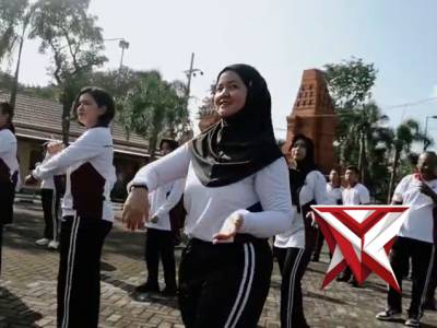 Kebersamaan dalam Kebugaran, Polres Mojokerto Gelar Olahraga Bersama - PoliceTube