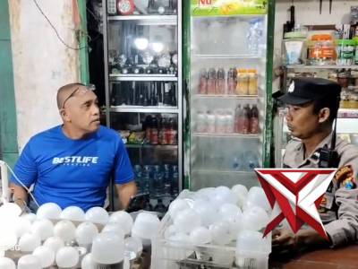 Cooling System pemilik pertokoan pasar Pohjejer, Desa Pohjejer, Kec. Gondang. - PoliceTube