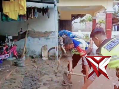 Aksi Cepat Tanggap Peleton Siaga Bencana Bhayangkara Polres Tegal Kota - PoliceTube