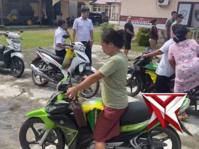 GERAKAN PANGAN MURAH POLSEK GB AWAI - PoliceTube