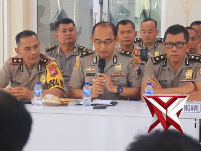 Giat Analisa dan Evaluasi (Anev) Sitkamtibmas mingguan Polres Ngawi, dalam rangka menjaga kondusif - PoliceTube