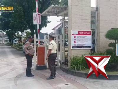 Patroli siang hari sambang perumahan sampaikan pesan kamtibmas - PoliceTube