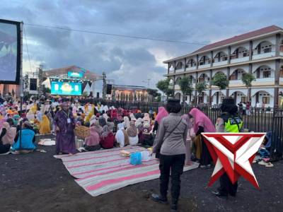 Memastikan kegiatan berjalan dengan aman - PoliceTube