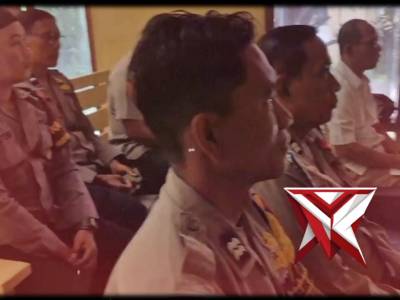 Anev kinerja oleh Kapolsek Bandarkedungmulyo - PoliceTube