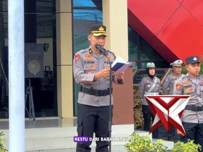 Perpisahan menuju penugasan baru Kabag Ops Polres Kotabaru - PoliceTube