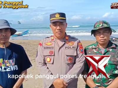 Tindak Lanjuti Instruksi Presiden, TNI-Polri Trenggalek Gercep Bersihkan Area Pantai Konang Panggul - PoliceTube