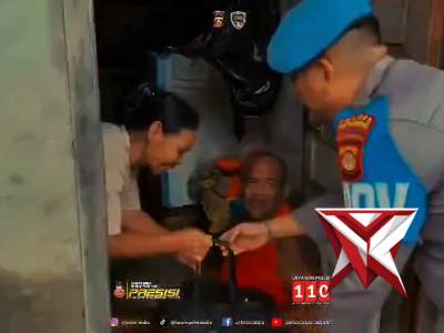 Personil Si Propam Melaksanakan Jumat Berkah - PoliceTube