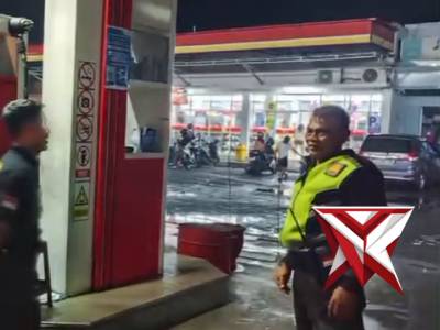Patroli Malam dialogis dengan Petugas SPBU - PoliceTube