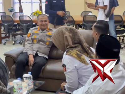 Kapolresta Bengkulu Terima Kunjungan Bawaslu Kota Bengkulu &mdash; Kapolresta Bengkulu menerima kunjungan - PoliceTube