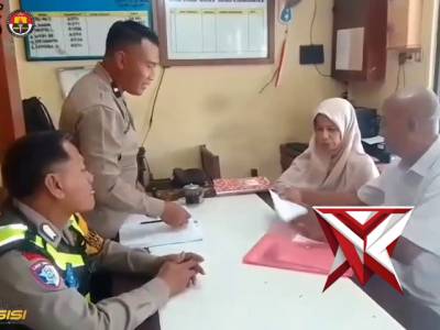 PELAYANAN PRIMA SPKT POLSEK TARIK KEPADA MASYARAKAT - PoliceTube