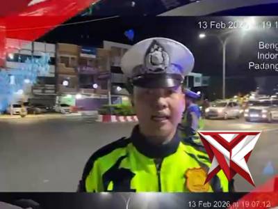 Patroli Blue Light Satlantas Polresta Bengkulu Antisipasi Guan Kamseltibcar Lantas dan 3C Personel - PoliceTube