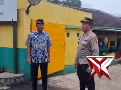 KAPOLSEK DAU SAMBANG DESA - PoliceTube