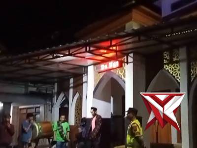 Patroli saur polsek ngariboyo - PoliceTube