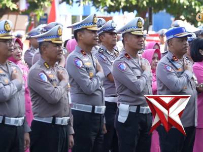 UPACARA KENAIKAN PANGKAT PERSONEL & PNS KORLANTAS POLRI - PoliceTube